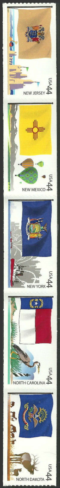 US 2010 Flags of Our Nation ; Se-tenant Coil 44c.x5 Scott 4312a